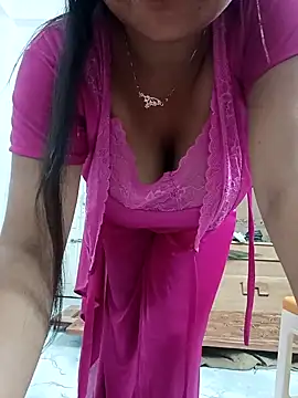 Snapshot of Priya_2222 chatting on 04/03/26, 06:50 Priya 2222 online show from 04/03/26, 06:50