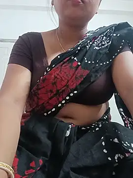 Snapshot of Priya_2222 chatting on 06/05/26, 07:08 Priya 2222 online show from 06/05/26, 07:08