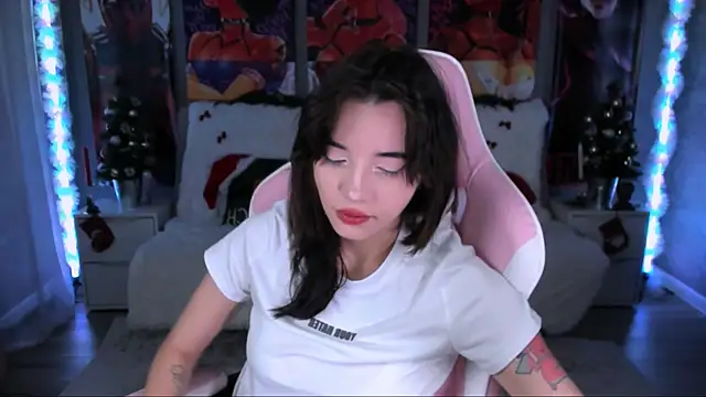 as1an girlfriend online show from 12/22/25, 06:21