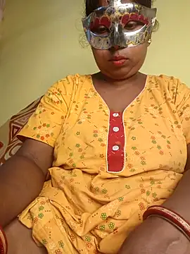 Snapshot of tinabhabhi chatting on 04/30/26, 11:05 tinabhabhi online show from 04/30/26, 11:05
