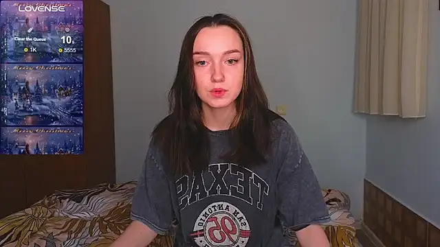 Wild Sophie  online show from 12/29/24, 08:48