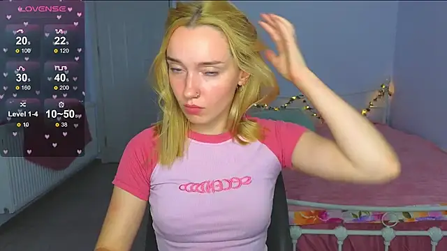 Wild Sophie  online show from 09/21/25, 06:42