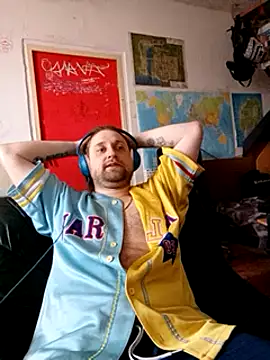 Ozomitro online show from 03/09/25, 06:39