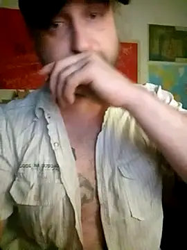 Ozomitro online show from 03/22/25, 07:09