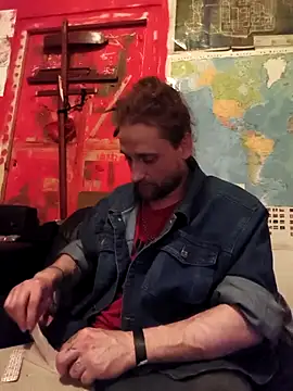 Ozomitro online show from 04/10/26, 11:20