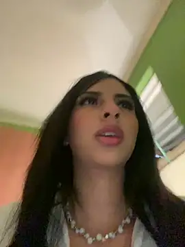 Hilary pinkk online show from 01/25/25, 08:00