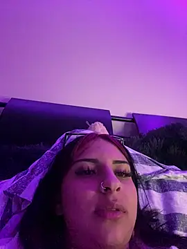 Hilary pinkk online show from 02/15/25, 06:44