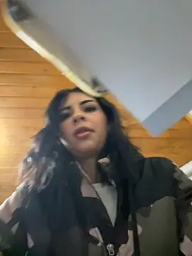 Hilary pinkk online show from 10/07/25, 01:58