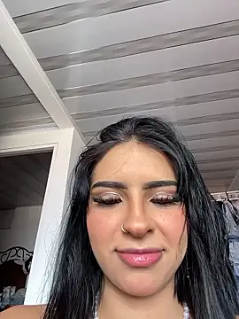 Hilary pinkk online show from 01/18/26, 03:27