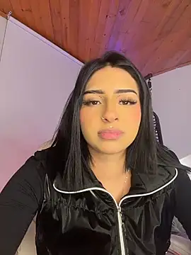 Hilary pinkk online show from 04/03/26, 02:53