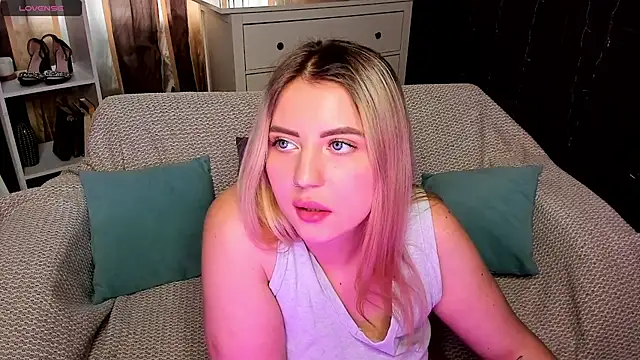 Ashley Rous online show from 01/15/25, 07:37