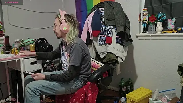 tallnerdyguy online show from 02/07/26, 03:21