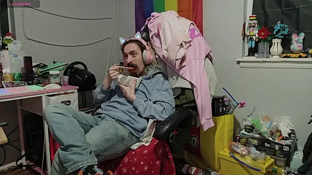 tallnerdyguy online show from 03/23/26, 02:37