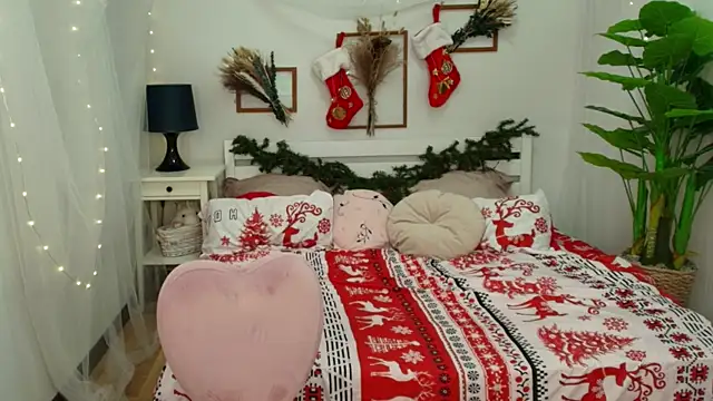 Snapshot of margeriTirell chatting on 12/22/24, 02:28 margeriTirell online show from 12/22/24, 02:28