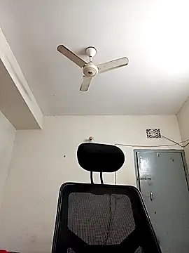 Tisha-01 online show from 11/27/25, 02:46