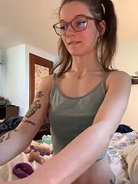 dreamteemergirl online show from 09/18/25, 07:38