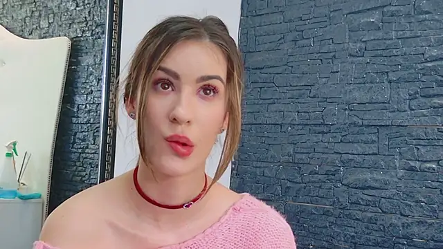 Snapshot of LaurynCopper chatting on 01/27/25, 12:58 LaurynCopper online show from 01/27/25, 12:58