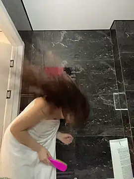 CurlyLara online show from 11/10/25, 07:24