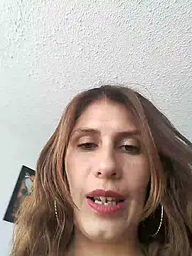 Snapshot of Alysson-- chatting on 02/18/25, 07:19 Alysson-- online show from 02/18/25, 07:19