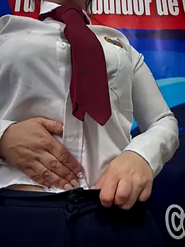 Alysson-- online show from 11/18/25, 12:42