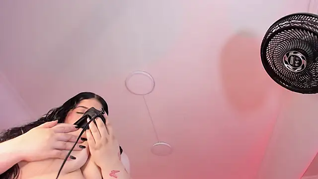 AmberiniHoffman online show from 02/04/25, 11:49