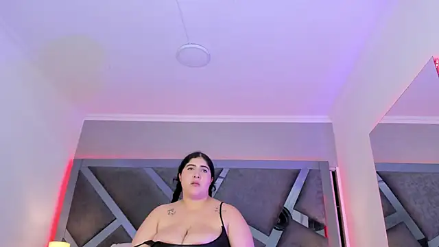 AmberiniHoffman online show from 03/07/25, 04:22