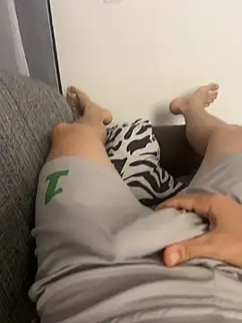 Snapshot of cn888 chatting on 04/08/26, 02:17 cn888 online show from 04/08/26, 02:17