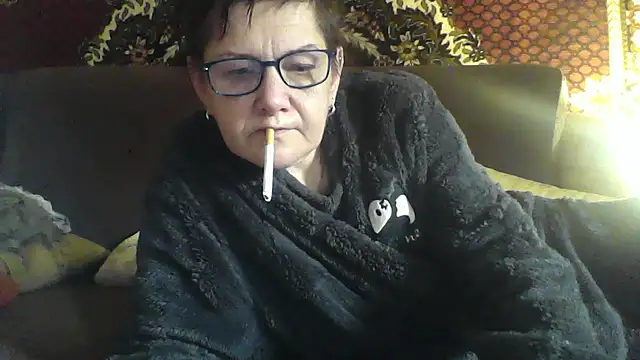 AlanaLaDream online show from 09/30/25, 09:36