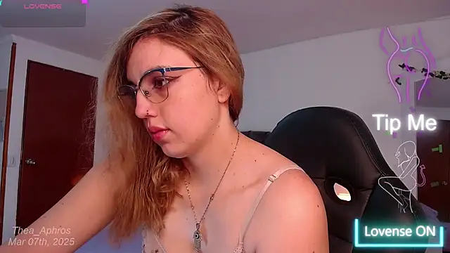 Thea Aphros  online show from 03/08/25, 02:34