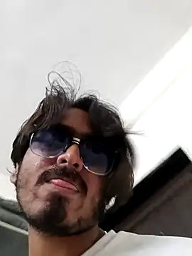 Snapshot of Samser0403 chatting on 09/19/25, 06:52 Samser0403 online show from 09/19/25, 06:52