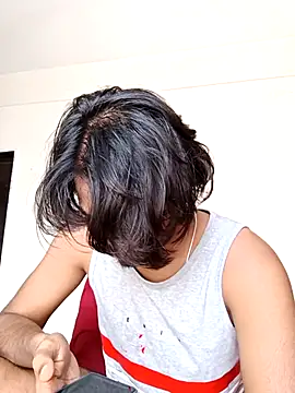 Snapshot of Samser0403 chatting on 09/20/25, 09:32 Samser0403 online show from 09/20/25, 09:32