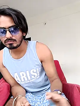 Snapshot of Samser0403 chatting on 09/23/25, 05:54 Samser0403 online show from 09/23/25, 05:54