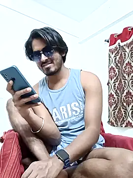 Snapshot of Samser0403 chatting on 09/23/25, 06:55 Samser0403 online show from 09/23/25, 06:55