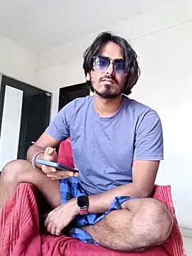 Snapshot of Samser0403 chatting on 10/10/25, 10:47 Samser0403 online show from 10/10/25, 10:47