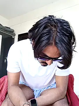 Snapshot of Samser0403 chatting on 10/14/25, 06:25 Samser0403 online show from 10/14/25, 06:25