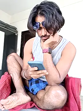 Snapshot of Samser0403 chatting on 10/19/25, 06:47 Samser0403 online show from 10/19/25, 06:47