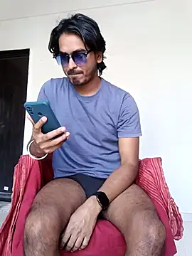 Snapshot of Samser0403 chatting on 12/18/25, 06:52 Samser0403 online show from 12/18/25, 06:52