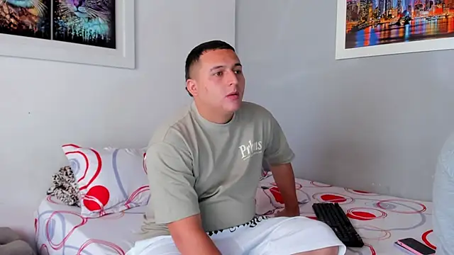 naughtyloverss online show from 01/22/25, 02:03