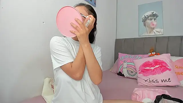 naughtyloverss online show from 04/10/26, 02:22