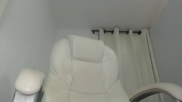 Abby Halliwey online show from 03/09/25, 03:32