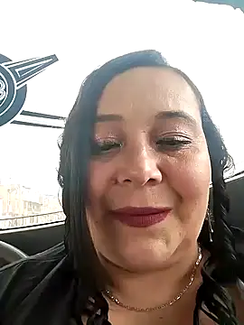 sara pineros online show from 01/02/25, 08:24
