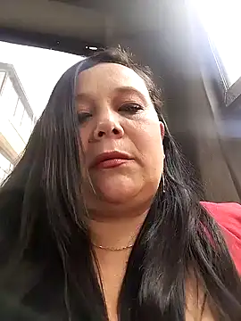 sara pineros online show from 01/29/25, 07:53