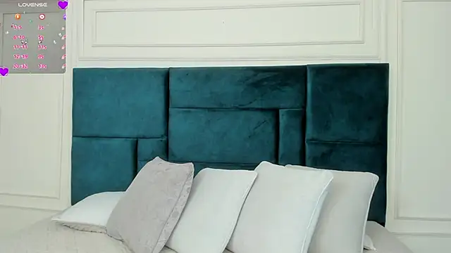 Charlotte Mayer online show from 02/01/25, 11:32