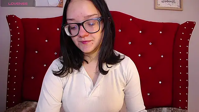 Snapshot of charlotte1-ls chatting on 01/16/25, 09:30 charlotte1-ls online show from 01/16/25, 09:30