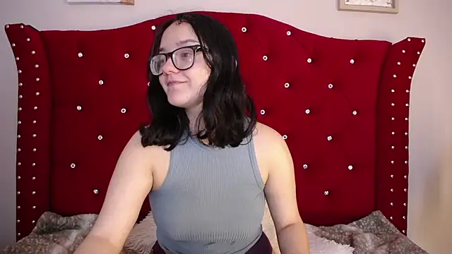 Snapshot of charlotte1-ls chatting on 02/01/25, 12:29 charlotte1-ls online show from 02/01/25, 12:29