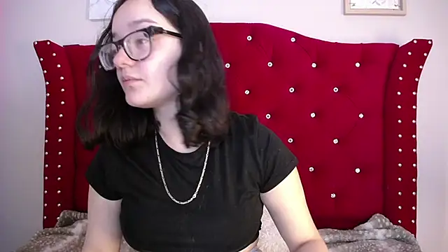 Snapshot of charlotte1-ls chatting on 02/11/25, 09:46 charlotte1-ls online show from 02/11/25, 09:46
