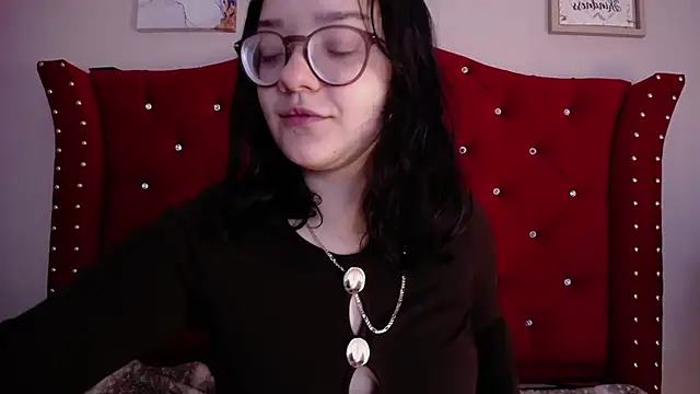 Snapshot of charlotte1-ls chatting on 03/05/25, 10:10 charlotte1-ls online show from 03/05/25, 10:10