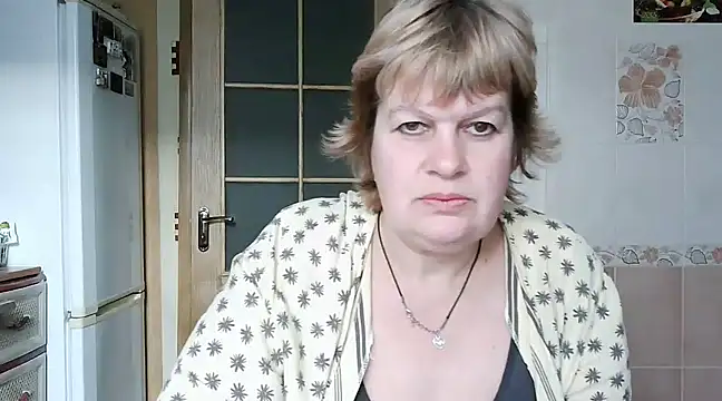 Ettie Tonia online show from 02/13/25, 01:37