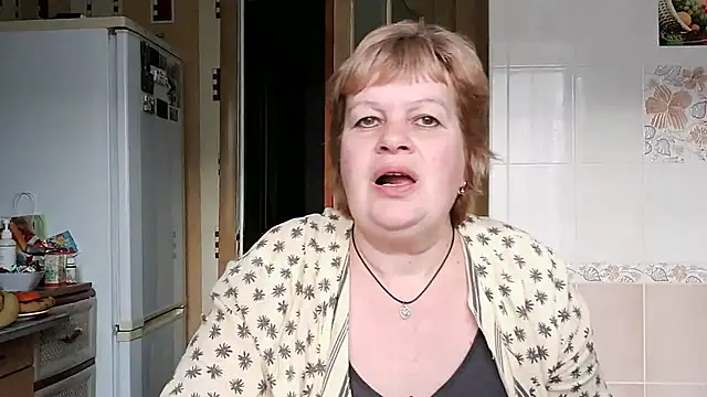 Ettie Tonia online show from 03/06/25, 02:40