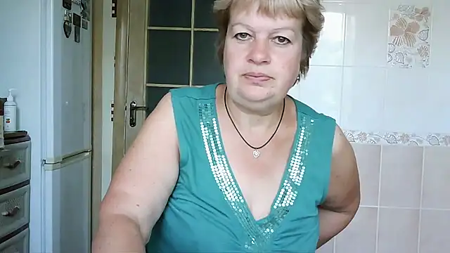 Ettie Tonia online show from 10/04/25, 09:07